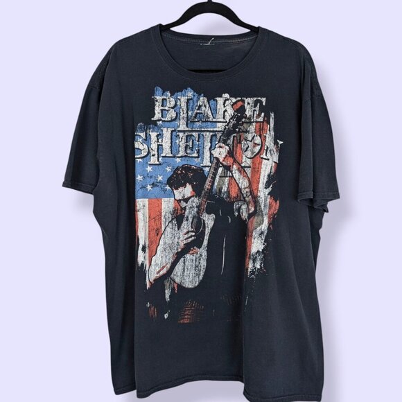 (2/$20) Blake Shelton Distressed 2012 Tour Tee - Picture 1 of 5